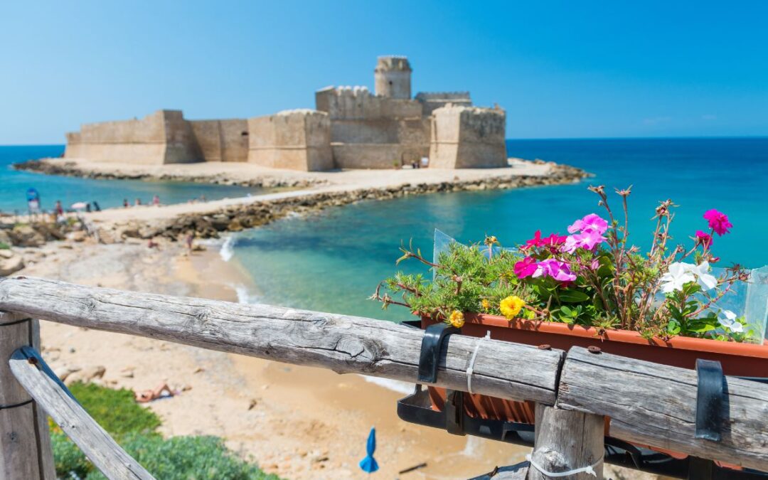 Isola di Capo Rizzuto mare, bellezza e cultura